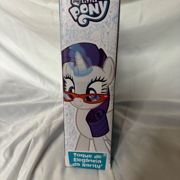Rarity Fashion Runway My Little Pony Friendship is Magic - Picture 9 of 9